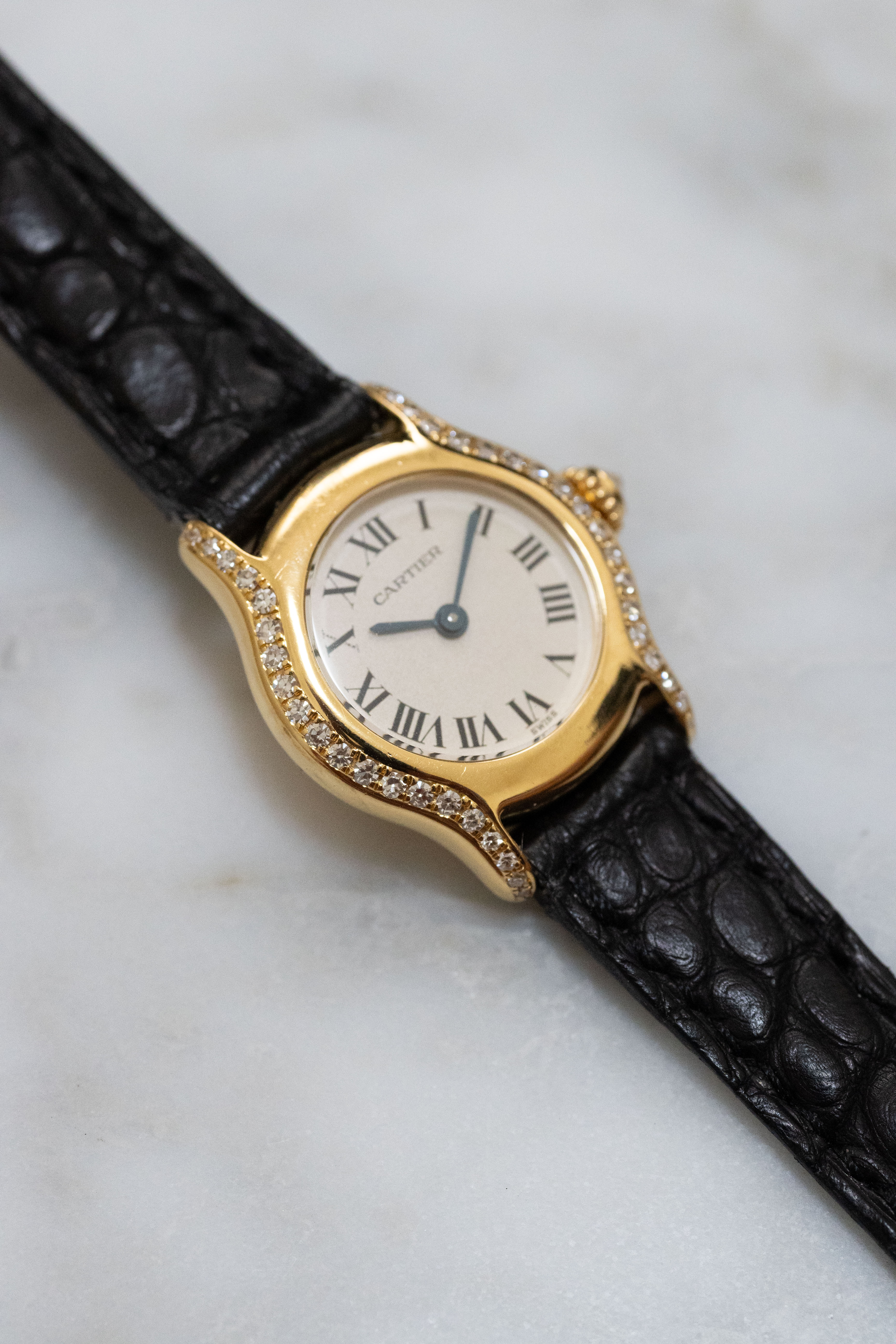 CARTIER カルティエ VICTORIA/ヴィクトリア SMサイズ 18KYG