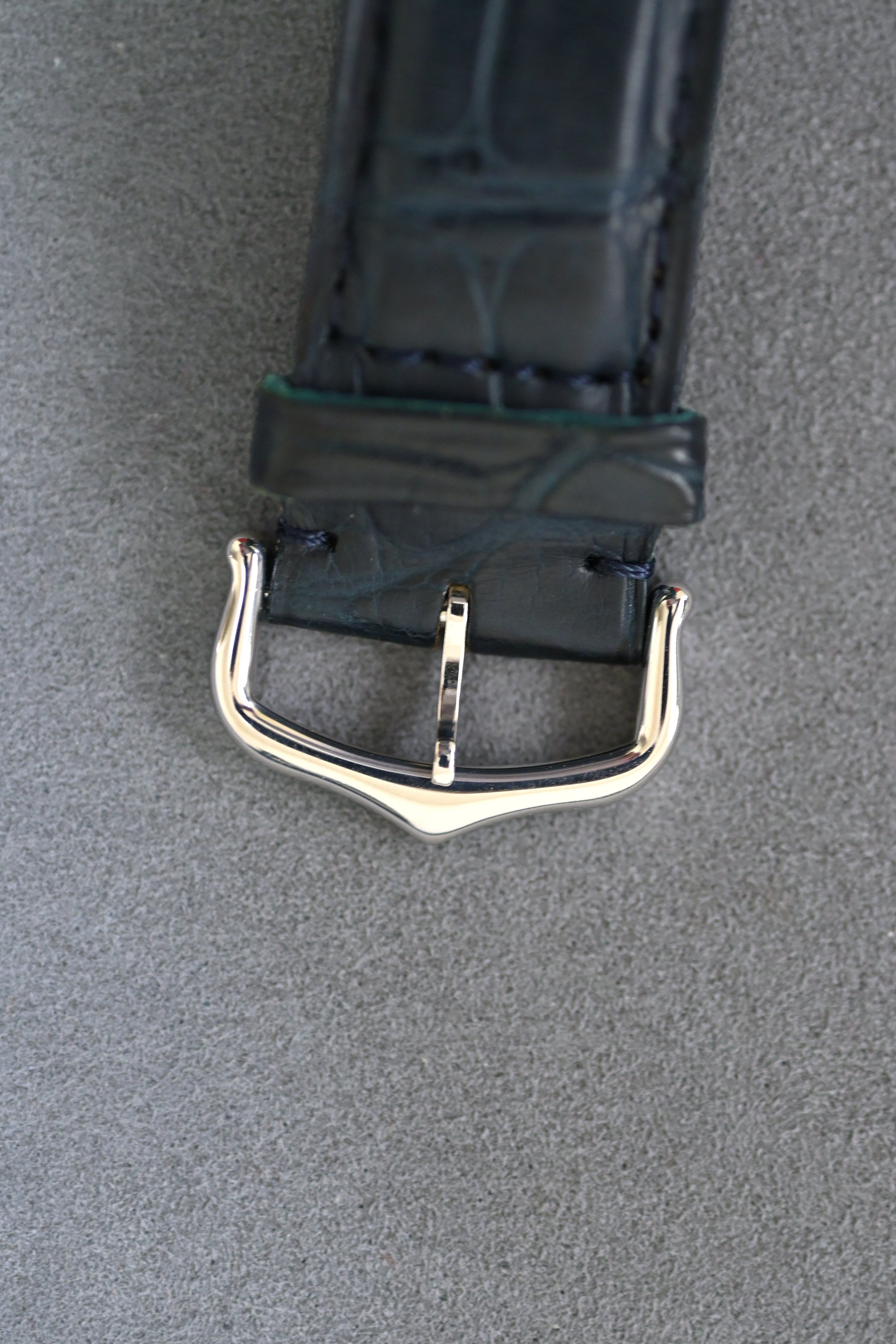 カルティエ タンク フランセーズLMサイズ 18K ホワイトゴールドモデル Ref.2366