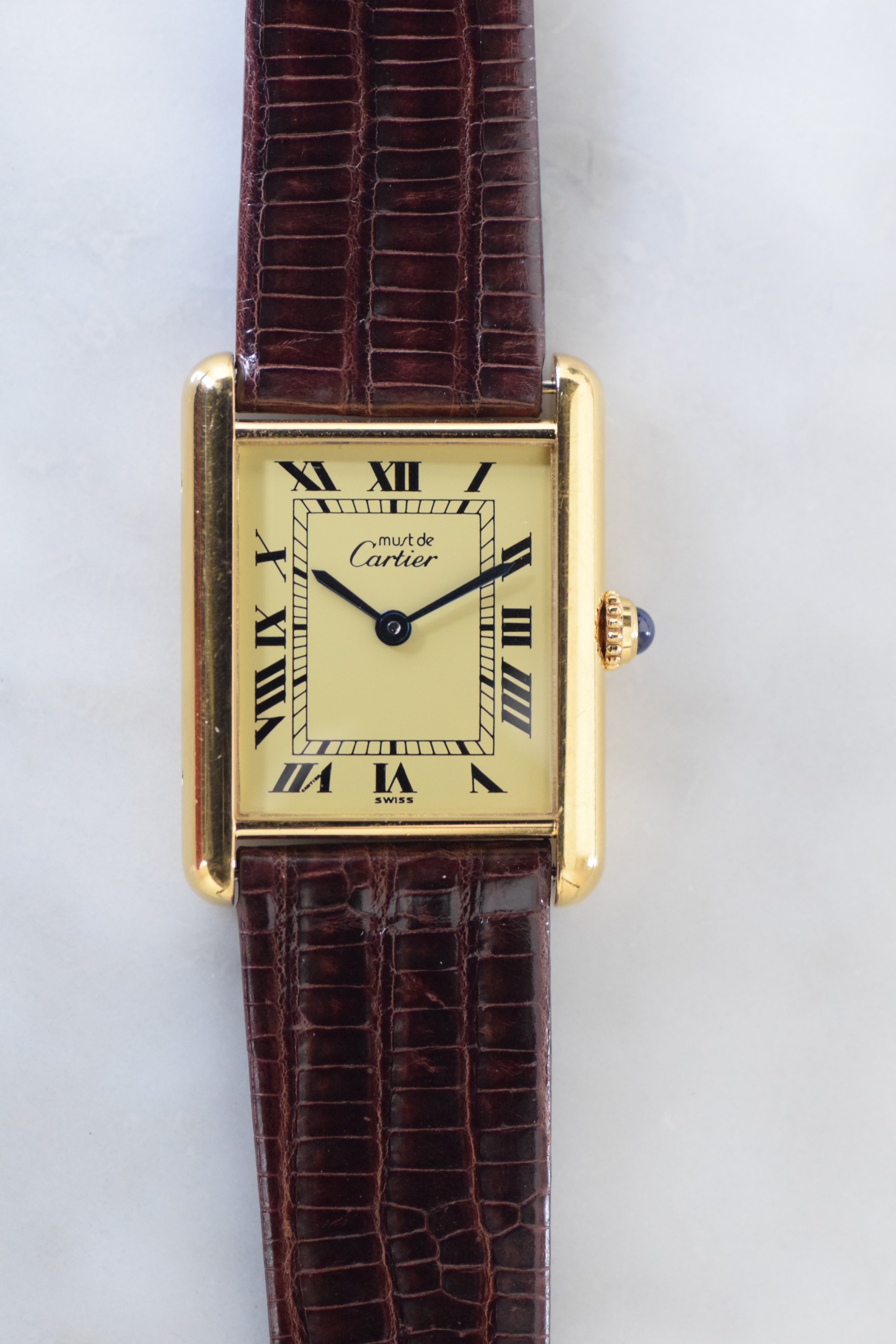 廃盤マスト ドゥ カルティエ タンク(マストタンク) ヴィンテージウォッチ アイボリー LMサイズ 手巻き