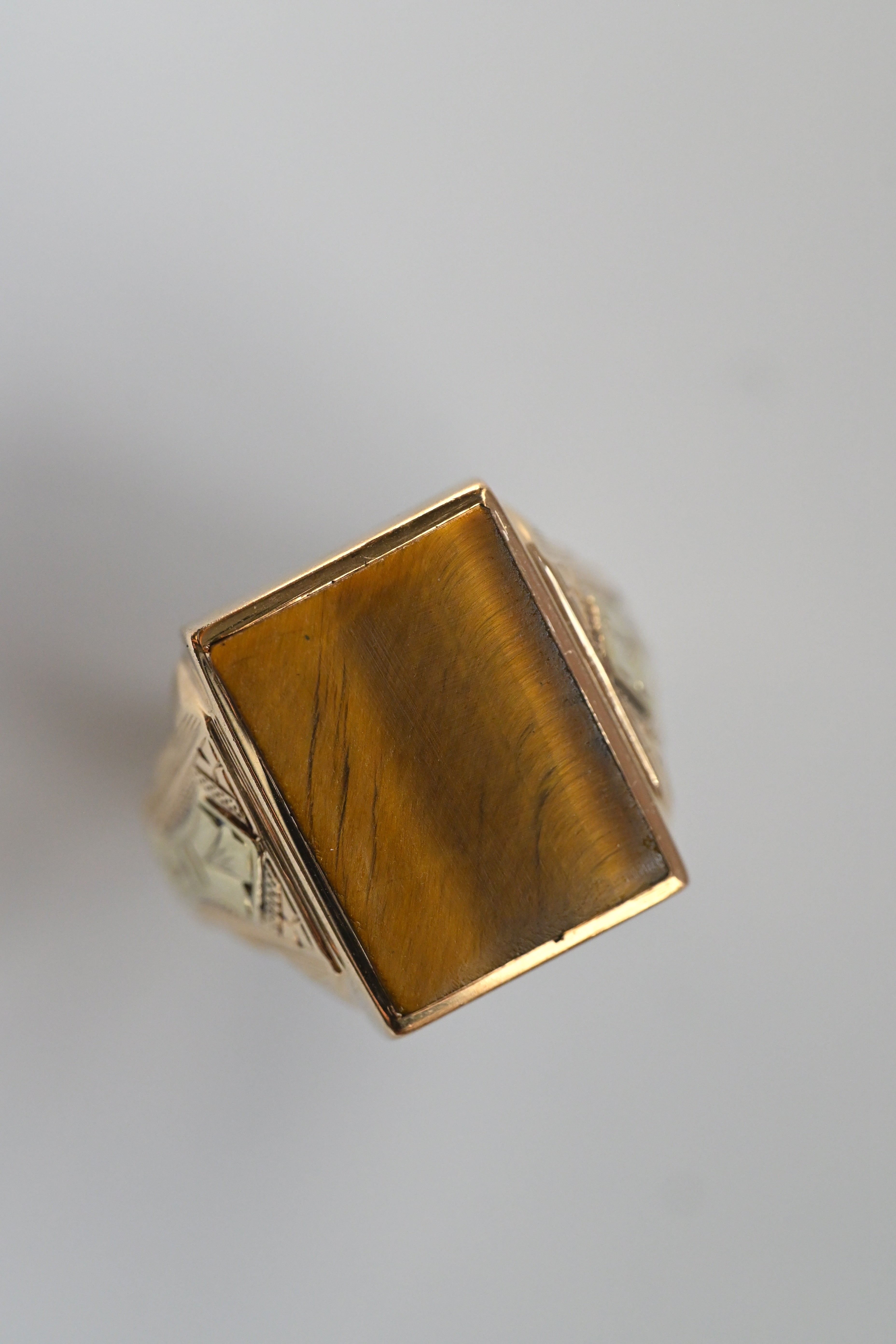 10K 1936年製 タイガーアイ & 2カラーゴールド・リング