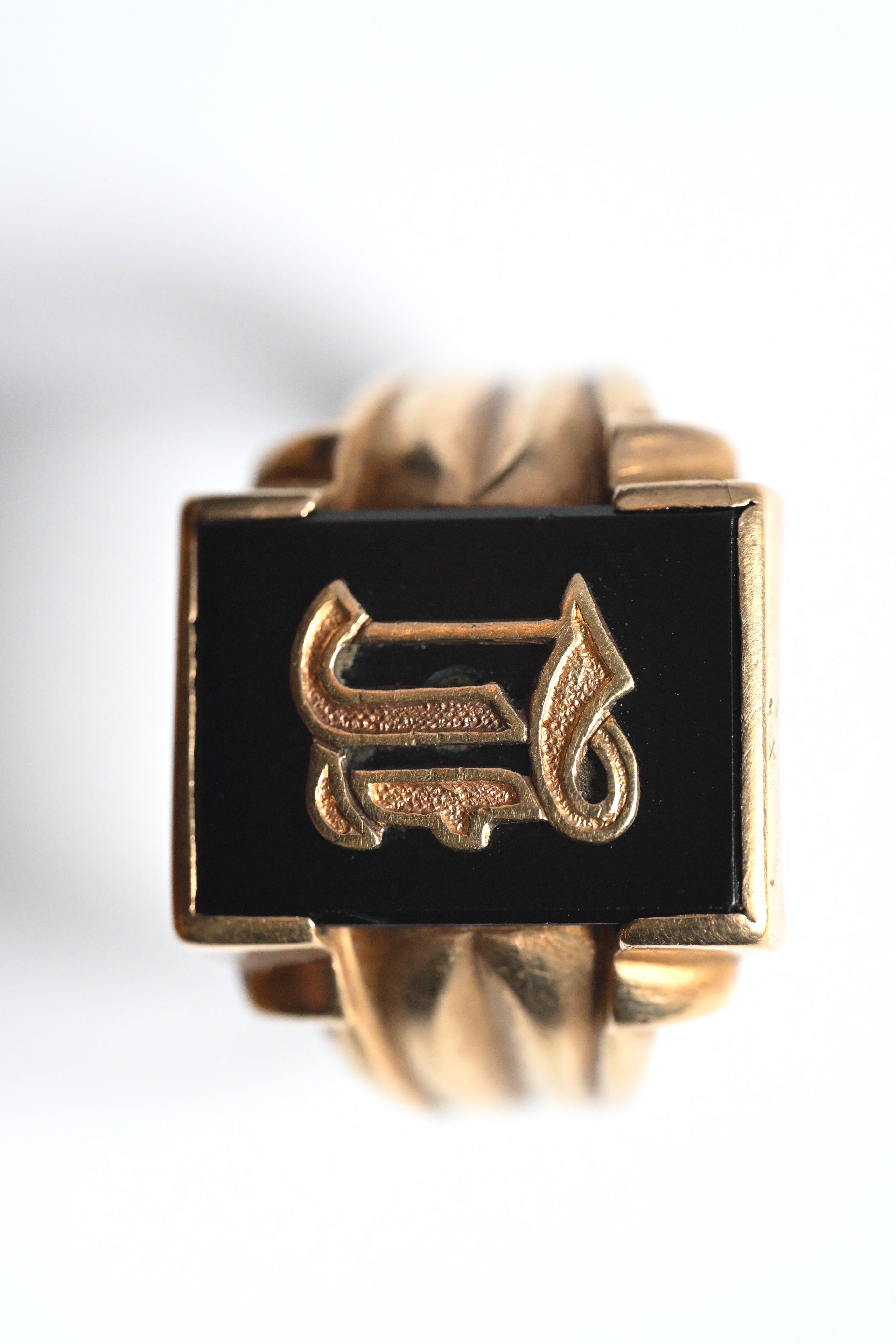 10K 1950s ヴィンテージ・ブラックオニキス・シグネットリング(イニシャル "L")