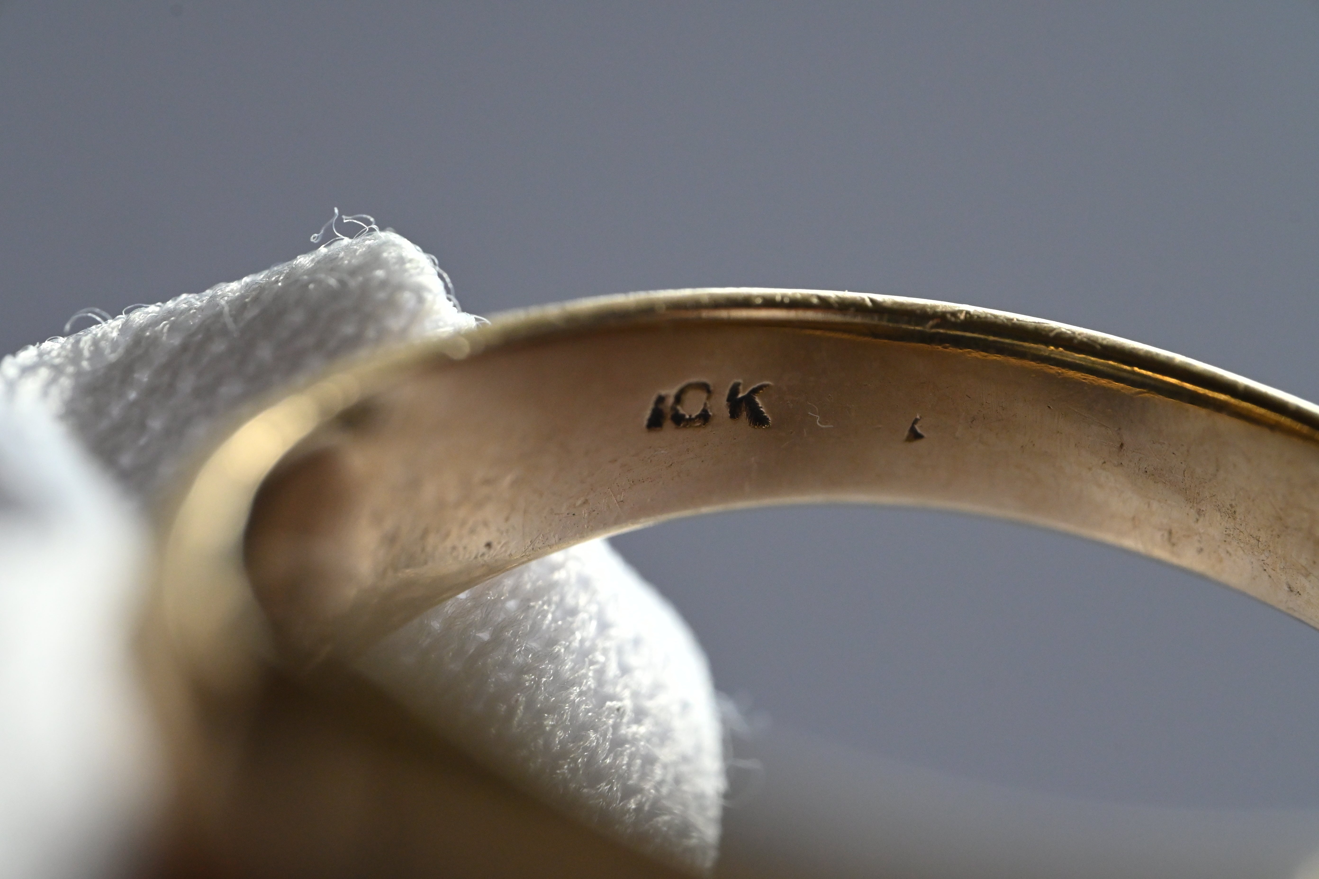 10K 1950s ヴィンテージ・ブラックオニキス・シグネットリング(イニシャル "L")