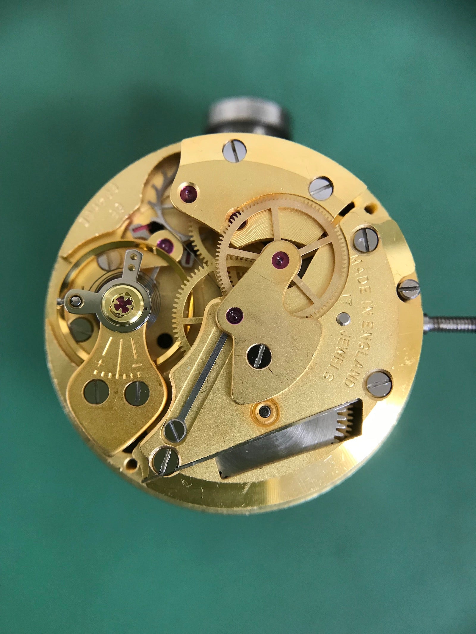 【HOLD】スミス(Smiths) イギリス陸軍用腕時計 ブロードアロー W10 1968年支給品
