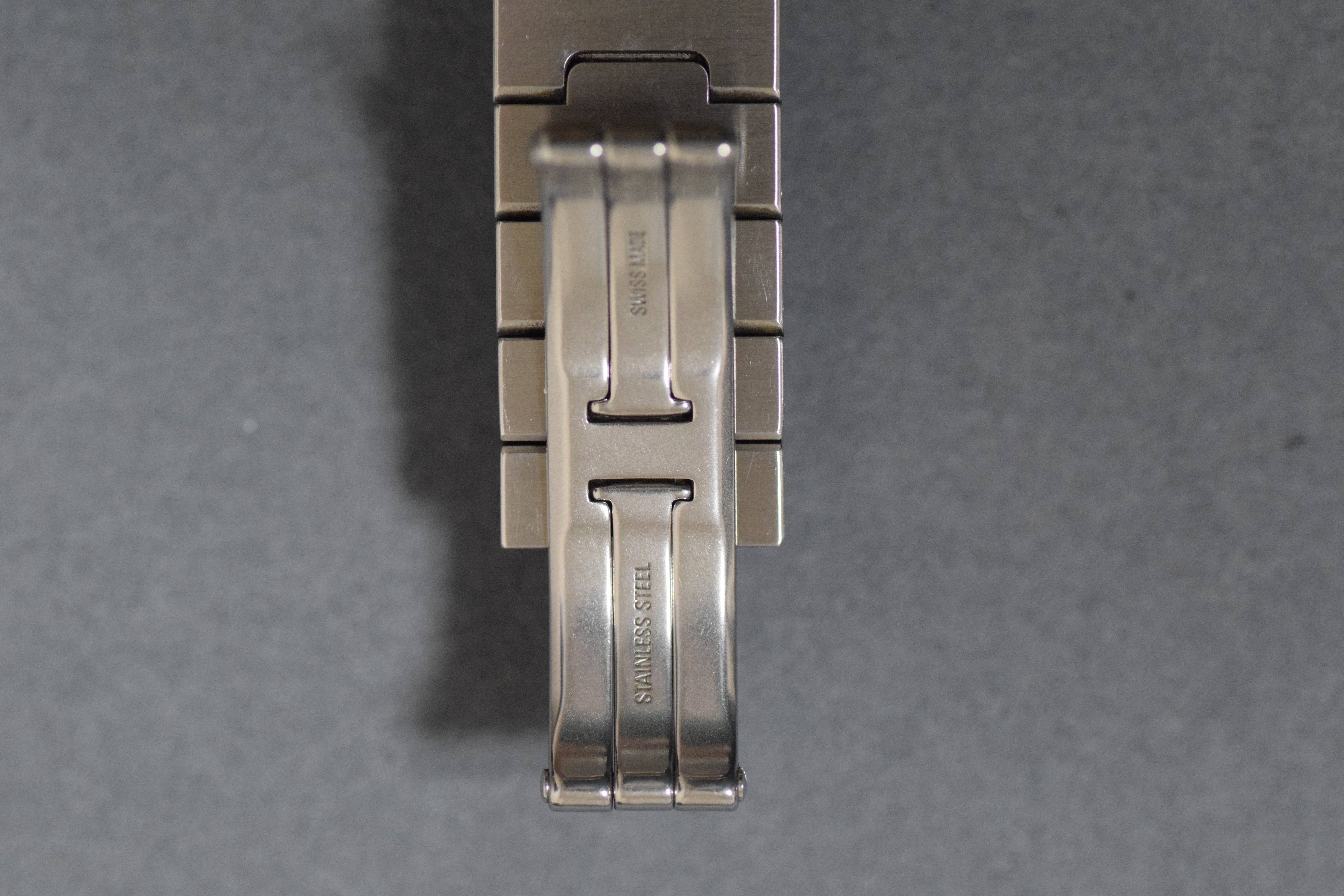 カルティエ サントスガルべLMサイズ ギョーシェ彫 自動巻 オールステンレス  Ref:2319