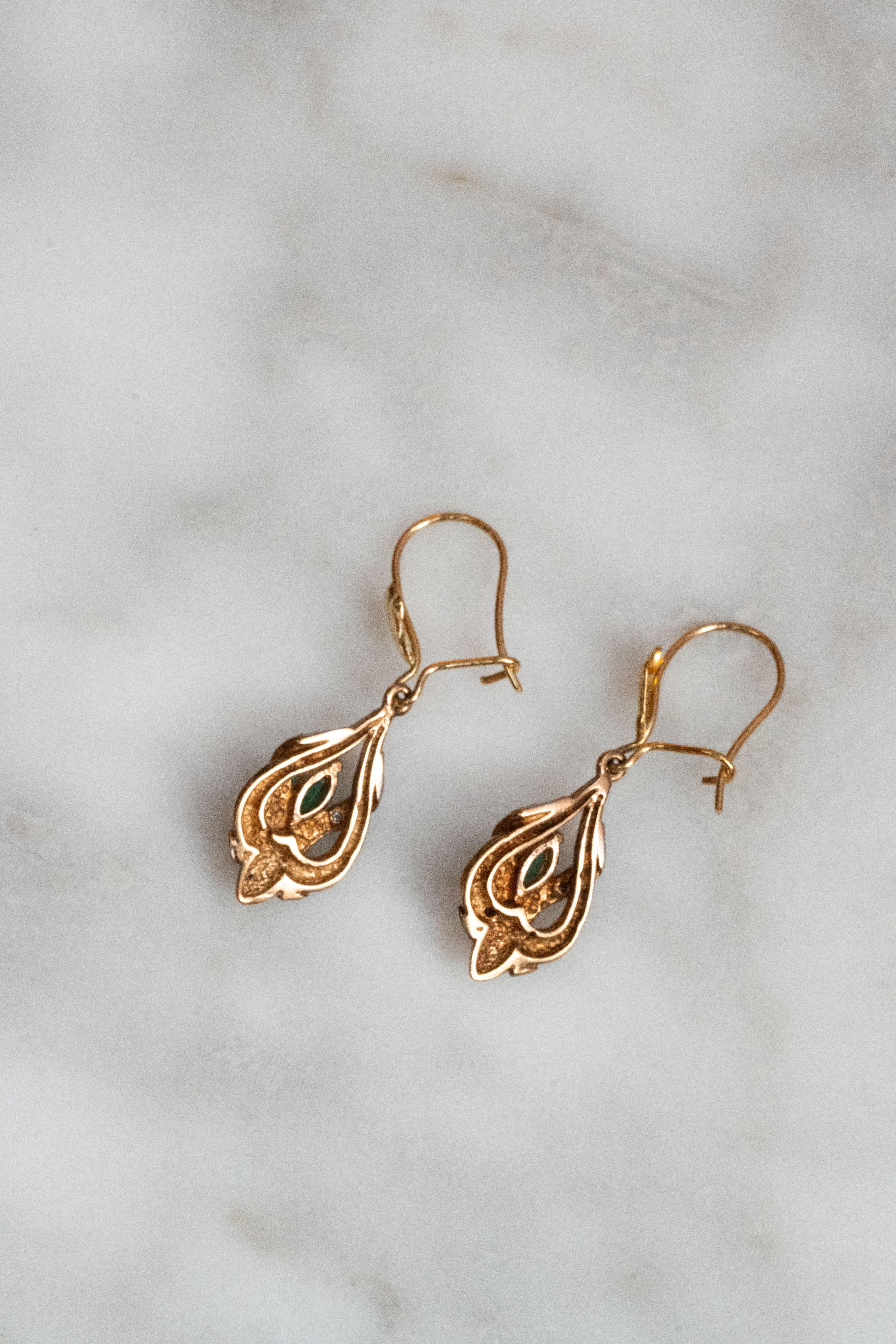 9金 2.2g 天然エメラルド（マーキスカット） & ダイヤモンド ゴールド・ドロップピアス