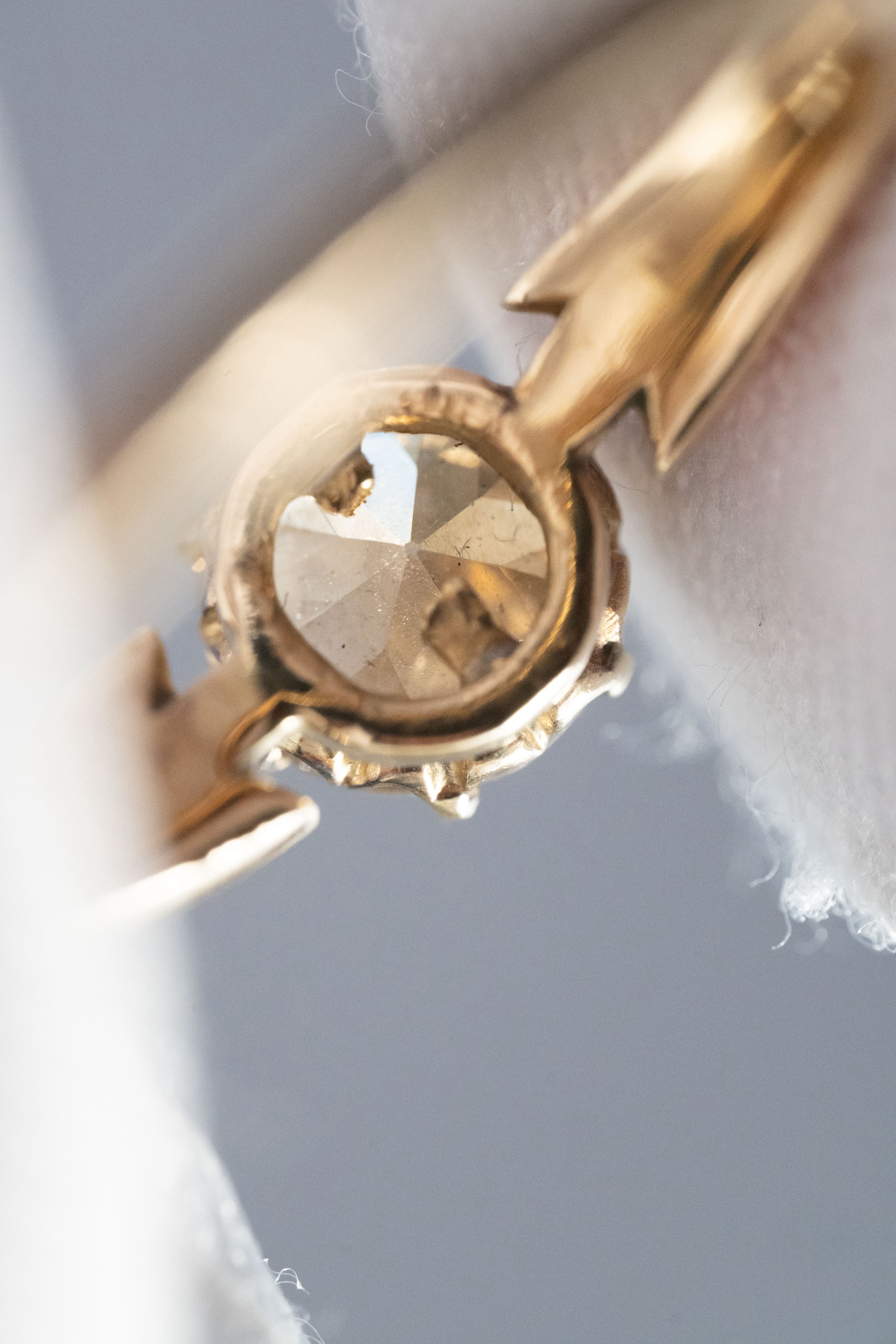 （CGLで鑑定中）18K 2.2g ヴィクトリアン・3/4ct オールドカット・ダイヤモンド・ソリティアリング（ファンシー・カラー）