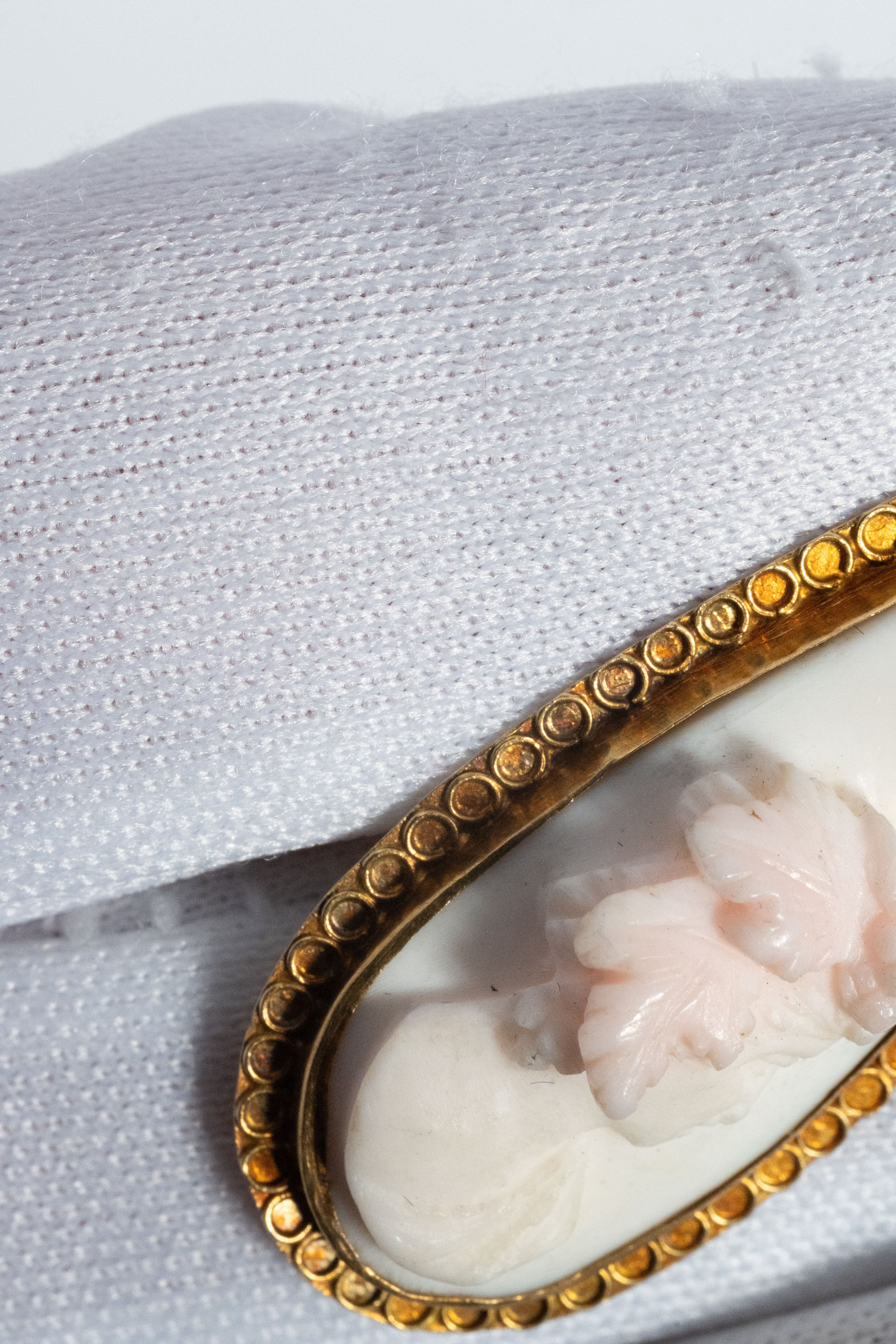 19世紀 ヴィクトリアン 15金 7.2g ルビー & 珊瑚カメオ エトルスカン・スタイル・ピアス