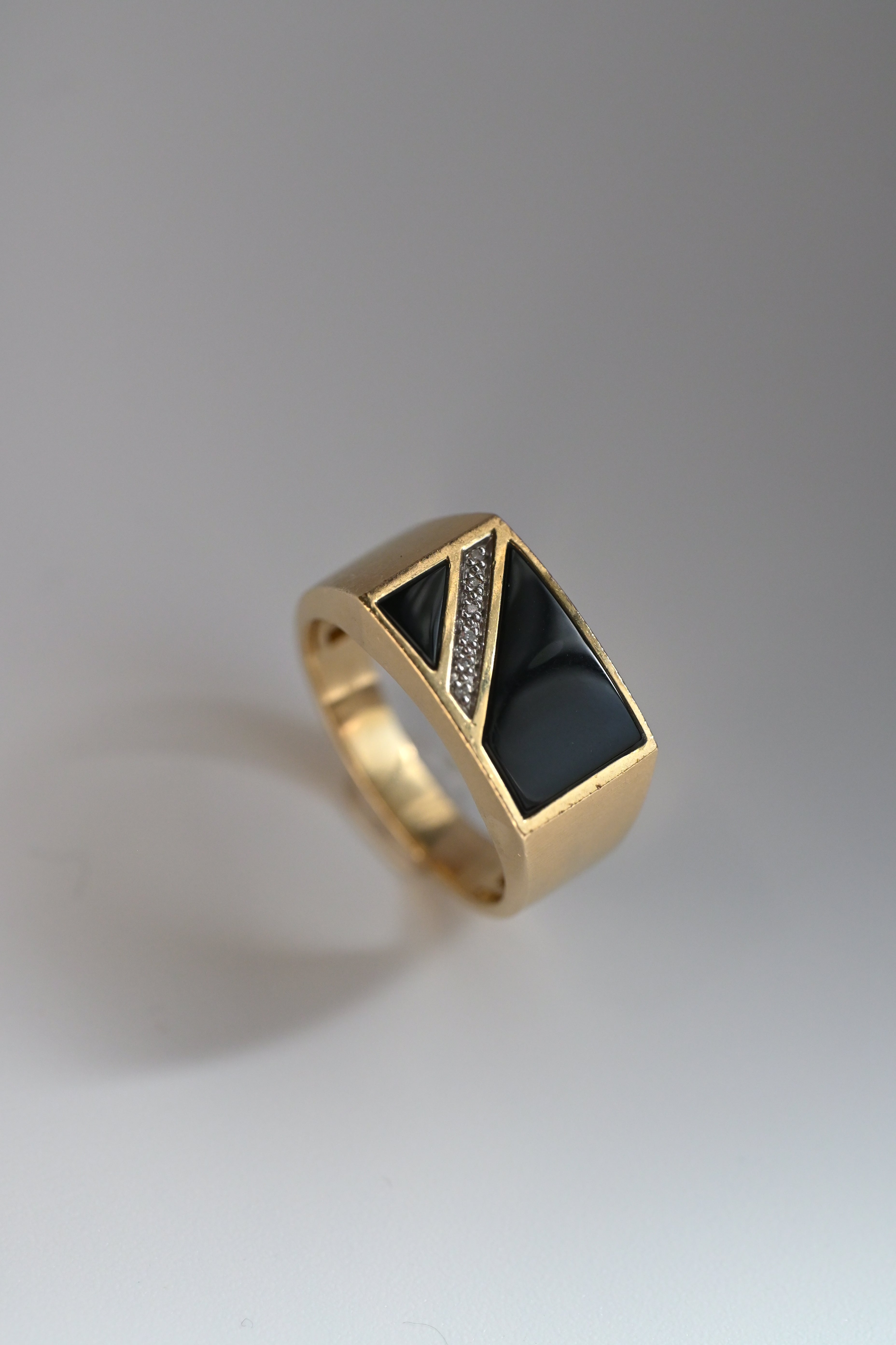 14K 6.70g オニキス ＆ ダイヤモンド・スラッシュリング