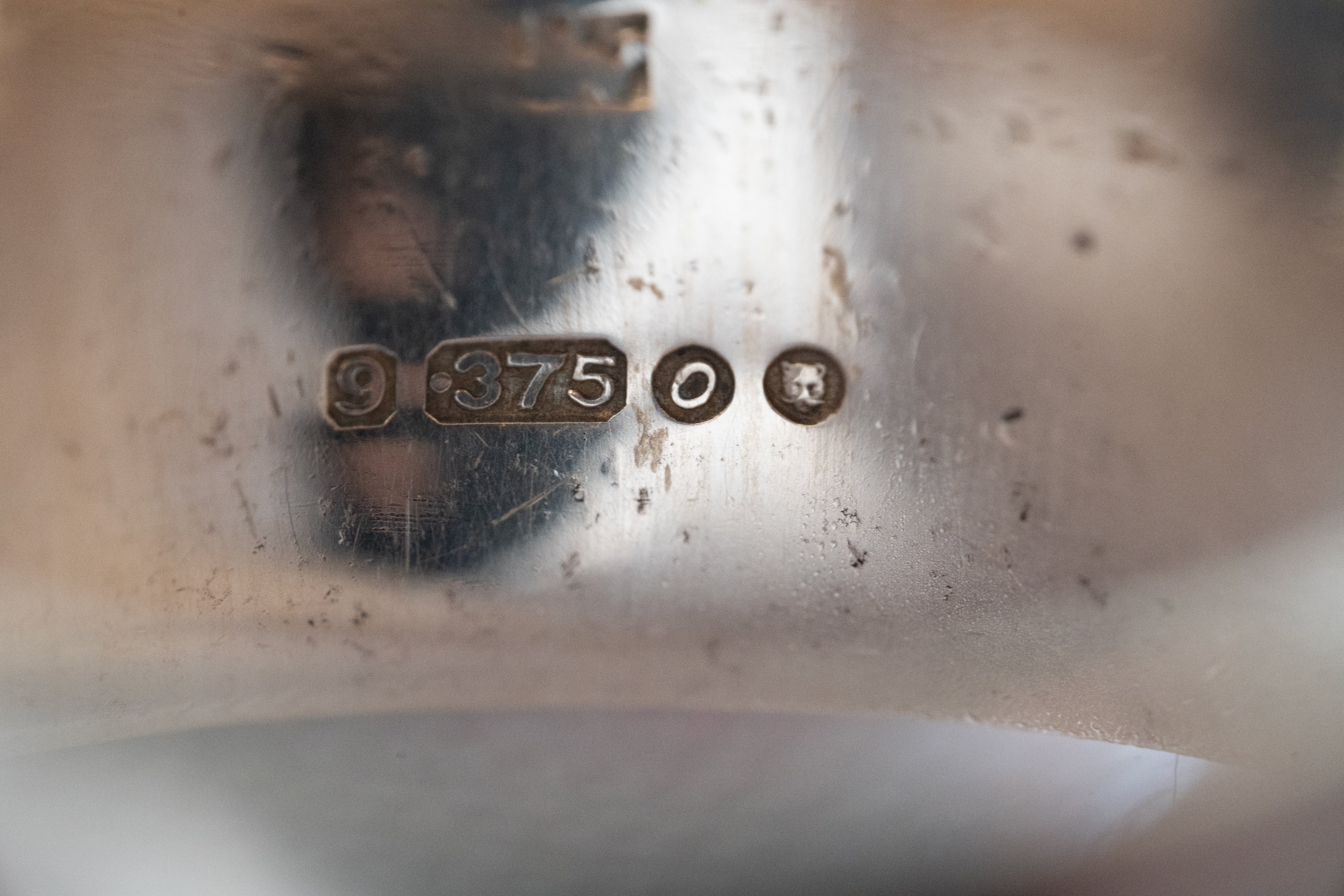 9K  1909年製 ロンドン・エドワーディアン ラピスラズリ シグネットリング 10.9g